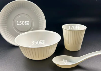 各种餐具餐馆用一次性筷子勺子筷子四件套湿巾及环保餐具四件套